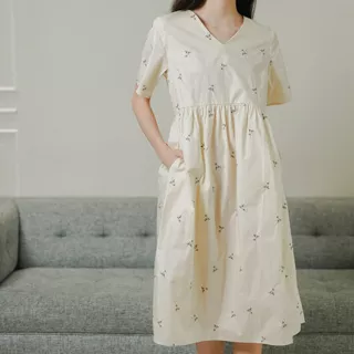 This Is April - Gaun Wanita Isadora Midi Dress Ivory RESTOCK 785968
