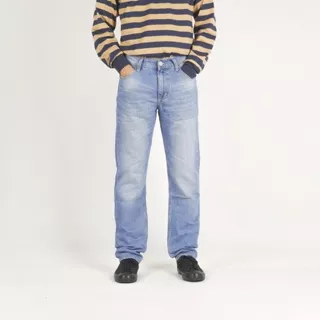 Shadow - Celana Jeans Pria Slim Tapered Standard Reguler Denim Washed Light Blue DW03A
