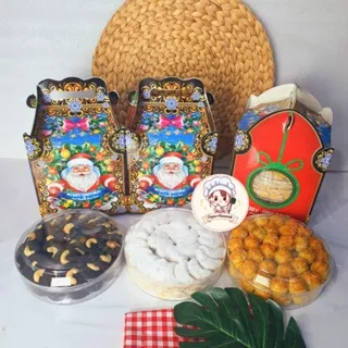 DM - 3in1 Paket Kue Hampers Christmas / Kue Nastar Keju / Kue Putri Salju Kacang / Kue Coklat Mede / Paket Kue Hari Raya Natal / Kue Kering Tahun Baru Enak / Hampers New Year / Hampers Tahun Baru / Hampers Natal