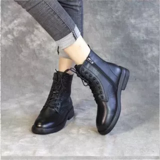 Wednesday boots sepatu boots kulit all black premium quality boots wanita sepatu wanita sepatu kulit genuine leather boots