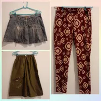 Rok Mini / Mini Skirt / Celana pendek / Celana Bahan Wanita (Preloved)