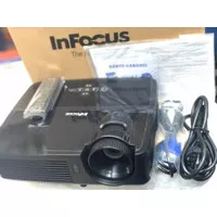 Projector InFocus IN 112