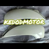 Cover Body Samping Honda Scoopy Fi Warna Cream-Krem Tahun 2013-2016