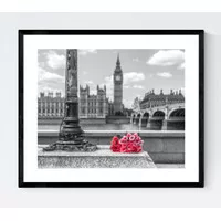 Lukisan Frame Art Print / Cityscape - Red Roses in London , Uk