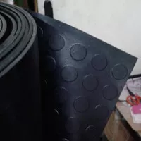 karpet karet anti slip motif koin hitam 4mm 100cm x 200cm