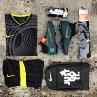 (paket komplit) Sepatu Bola Nike Mercurial CR7 boots warna hijau GO