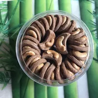 Coklat Mede 250 gram /Kue coklat Mede/Kue lebaran/Kue idul fitri