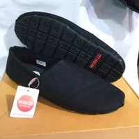 sepatu Casual pria Wakai Original Shoes hitam 39/43