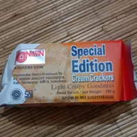 Cream crackers Nissin light crispy 150 gr/special edition