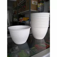 Pot Bunga 15cm Motif Tawon | Pot Tanaman Plastik Putih Model Tawon