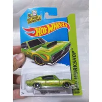 HOT WHEELS 68 HEMI BARRACUDA HIJAU