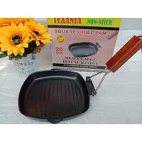 Texania square grill pan