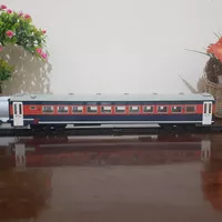 miniatur kereta api indonesia gerbong ekonomi livery red&blue (baru)