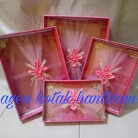 kotak hantaran / kotak seserahan mika kelambu isi 4 warna pink