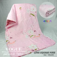 Selimut Traveling Lembut Katun Vogue Ceria Love Square 180x200 Pink