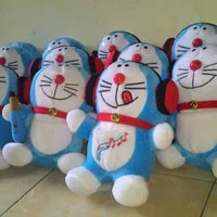 BONEKA DORAEMON SIZE S