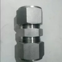 Fitting connector 1/4 in OD - swagelok SS316