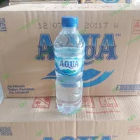 aqua 600 ml 1 dus 24 botol.(only instan courier)