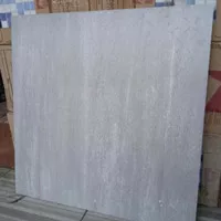 granit arna 60x60 Aliza grey textur kayu matte