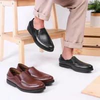 sepatu slip on pria sepatu loafers pria sepatu kerja sepatu kantor