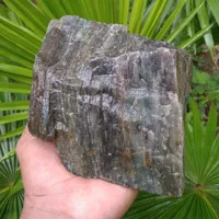 suiseki batu bongkahan batu langka unik antik full kristal natural