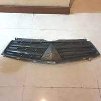 Grill Grille Radiator Mitsubishi Strada Triton Garis 2 Hitam Black