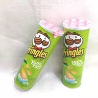 Pringles Potato Crisps Sour Cream & Onion 107g