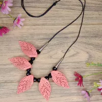 Leaf Necklace/Kalung Daun 02