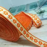 Rp2200/METER,PITA BORDIR WARNA DEGRADASI ORANGE LIST EMAS LEBAR 1.7CM