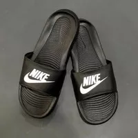 Sandal Nike Original Victori One BNWB Sendal Nike Slip On Nike Sandal