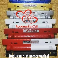 Dudukan plat nomor mobil variasi