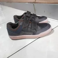 sepatu geox anak original