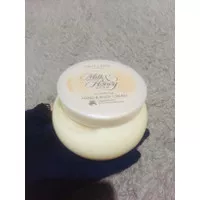 Body cream milk & honey oriflame