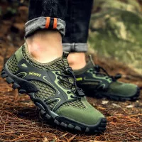 Outdoor Shoes / Trekking Shoes / Sepatu Gunung