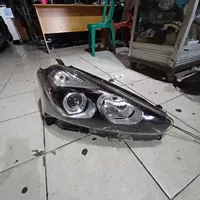 headlamp lampu depan toyota sienta type V 2016 kanan