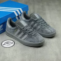 Sepatu Adidas Broomfield Trainers Grey Suede - Un Original