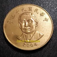 Uang Koin Asing 50 NEW Dollar Taiwan Tahun 2004 LUSTER