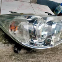 headlamp lampu depan fortuner 2010