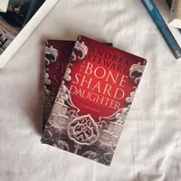 THE BONE SHARD DAUGHTER BY ANDREA STEWART (THE DROWNING EMPIRE #1)