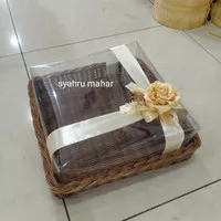 Kotak kue seserahan Rotan UK 30x30