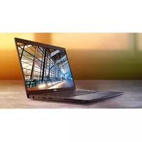 DESAIN MEWAH !! Dell Latitude 7390 - Core i5 8th RAM 16 GB/256 SSD