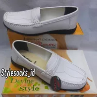 SEPATU PANTOPEL WANITA PUTIH / SEPATU PANTOPEL PERAWAT / SEPATU MILTON