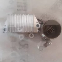 ic regulator/ic alternator toyota corolla twincam 1.6 soket bulat