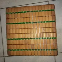 Alas Tikar Duduk Bambu Sofa Kursi Jok Mobil 43cm x 43cm Warna Hijau