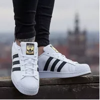 SEPATU ADIDAS SUPERSTAR WHITE BLACK