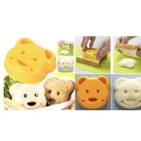 Cetakan Roti Tawar Sandwich Mold Bear Beruang Car Mobil Hello Kitty