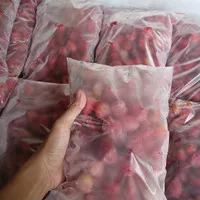 buah strawberry segar / strawberry Frozen 500 gram