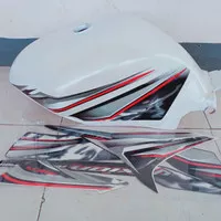 tangki Vixion old putih