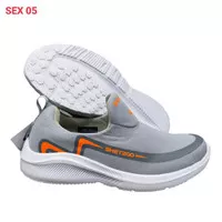 Nike Slip On Women / Sneakers slip on Wanita grey