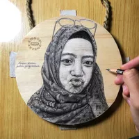 Lukis/Sketsa Wajah Kayu (Hitam-putih) 100% Handmade